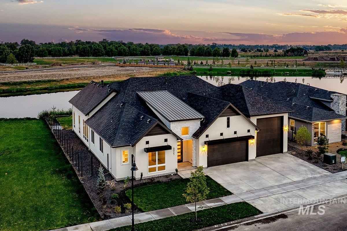 6925 Saddle Bred Way  