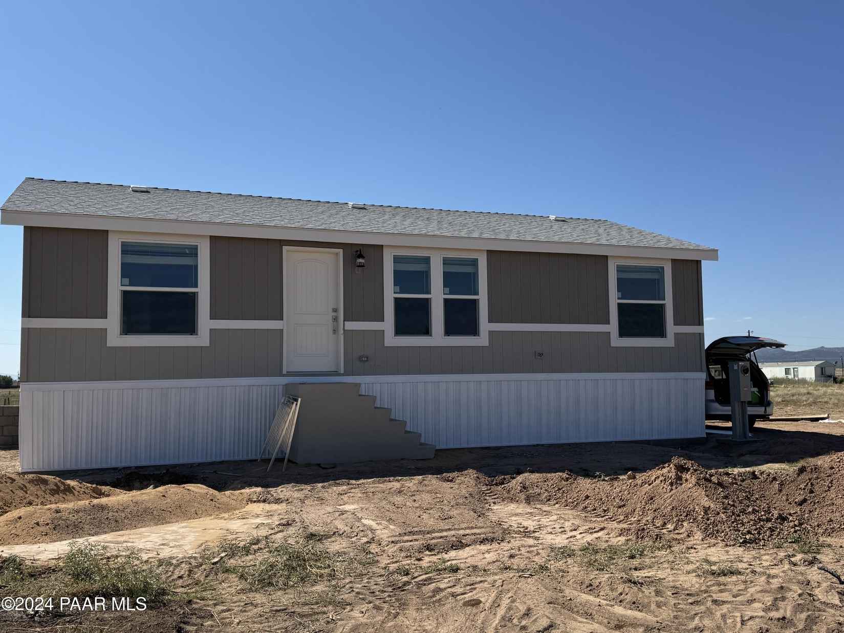 221 W Baja Rd  