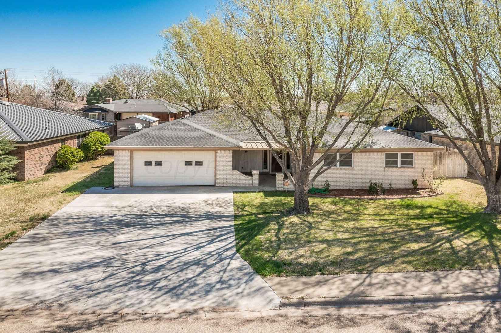 618 Forrest Dr  