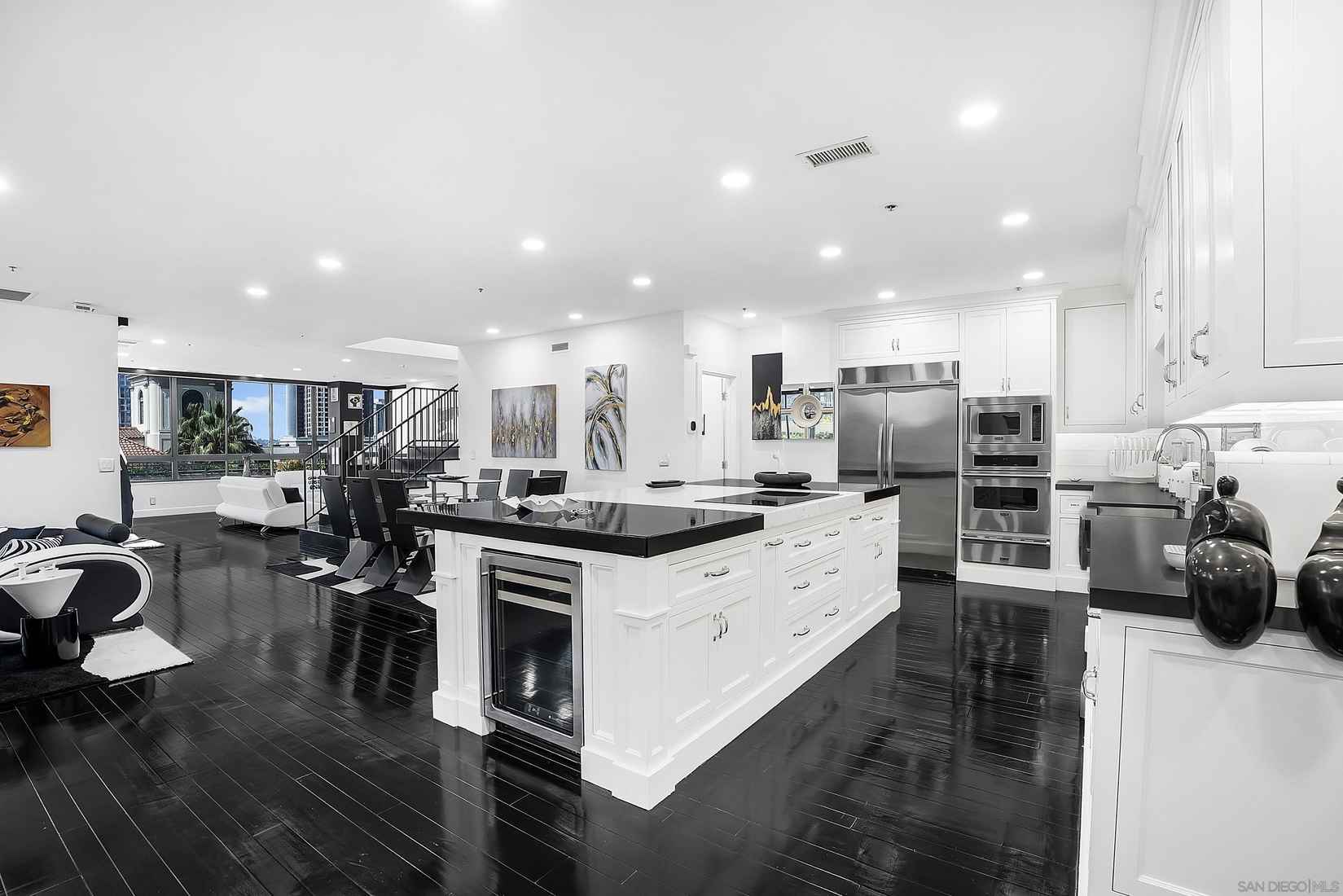 700 Front St Unit 2505  