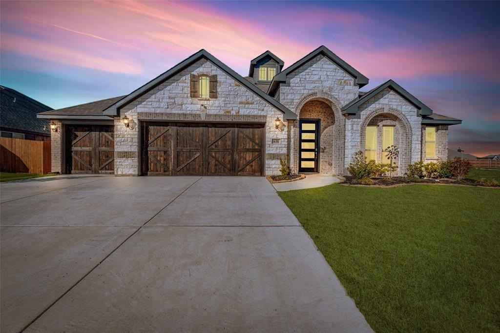 631 Sirius Dr  
