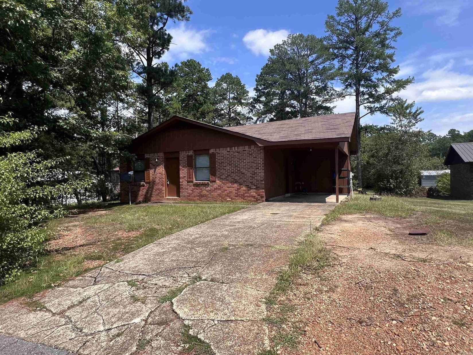 105 Liberty Ln  