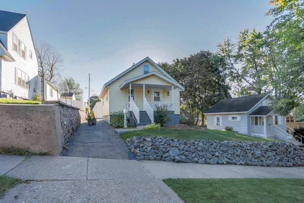 307 S 9TH Ave  