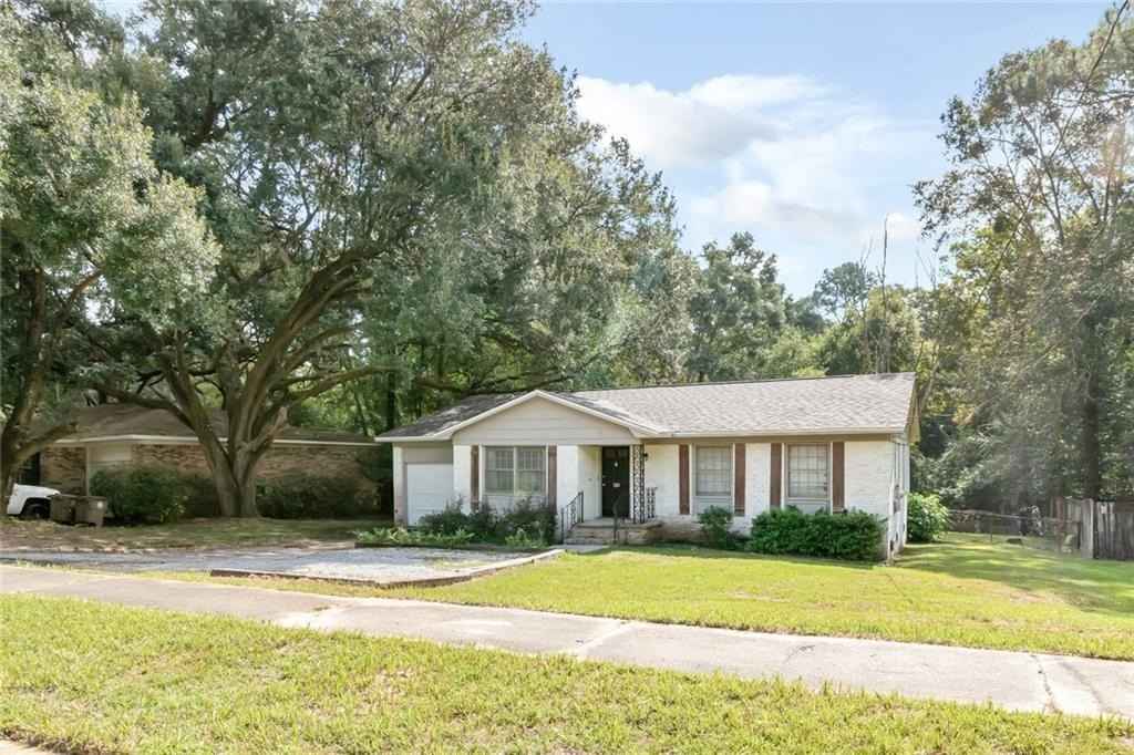 320 Vanderbilt Dr  