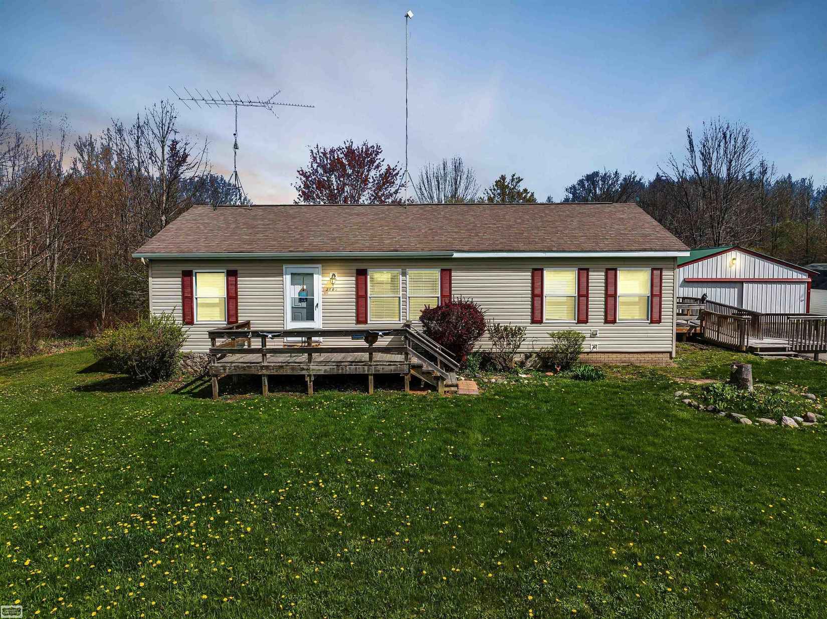 3160 Highland  