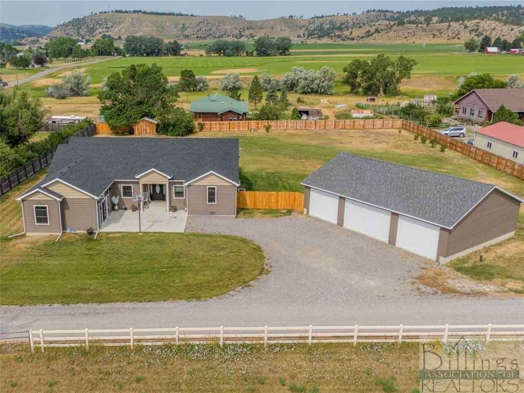 9 Sanctuary Ln  