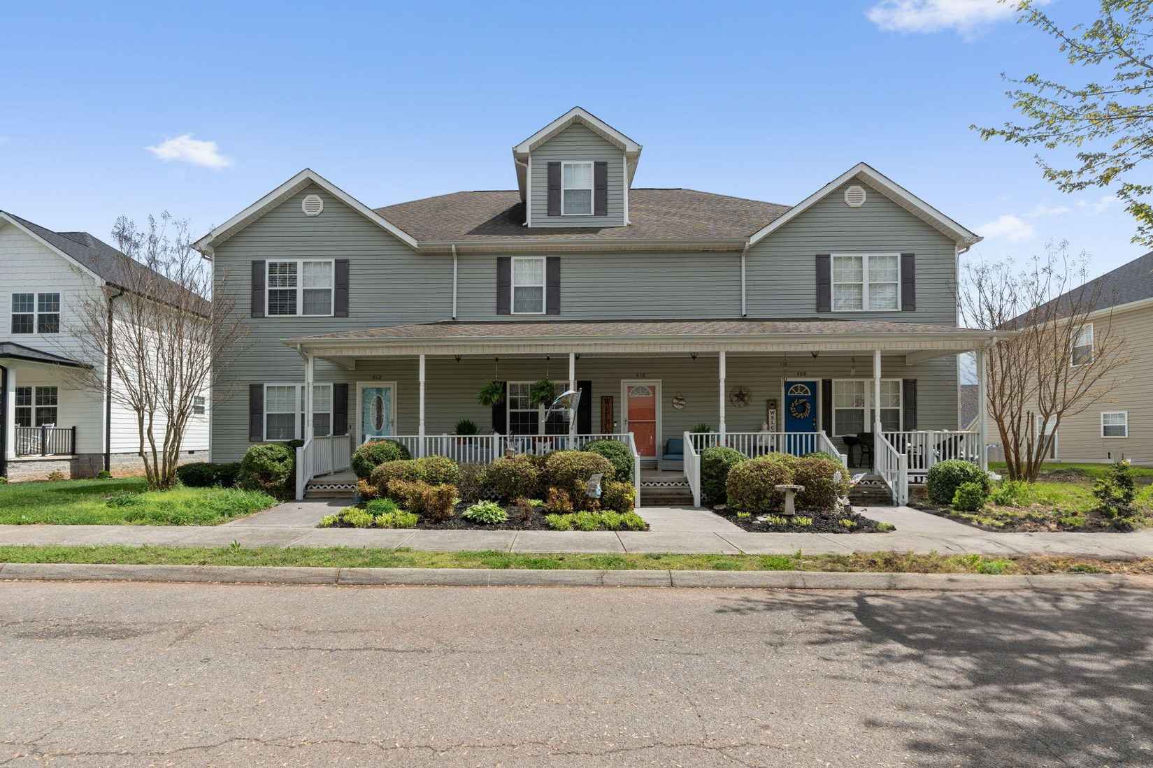 410 Ashbury Cir  