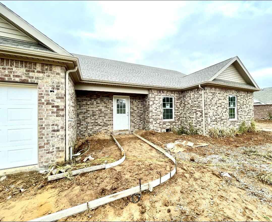 417 Lone Oak Dr  
