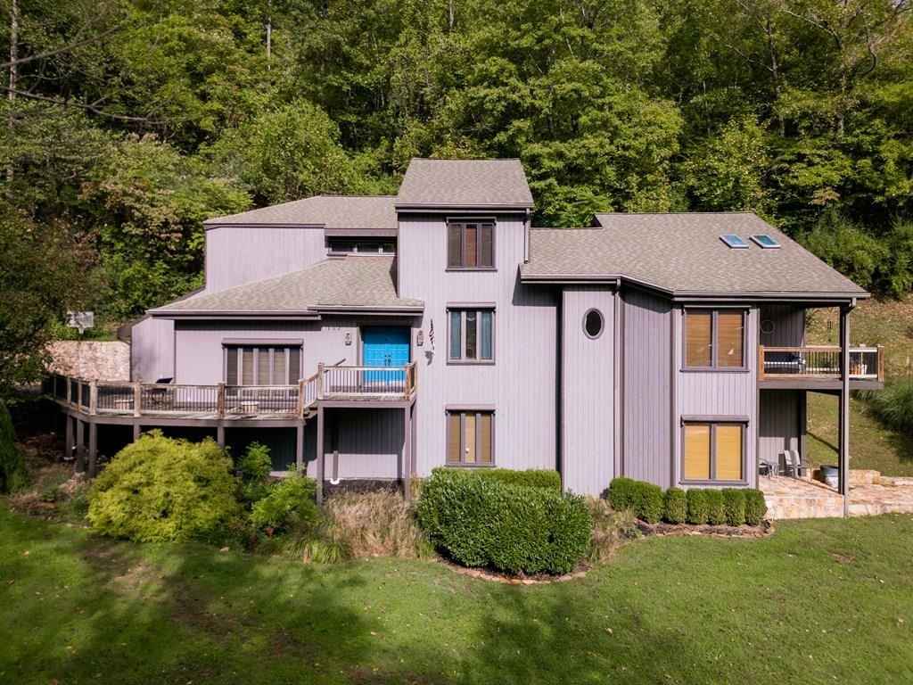 112 Fox Furrow  