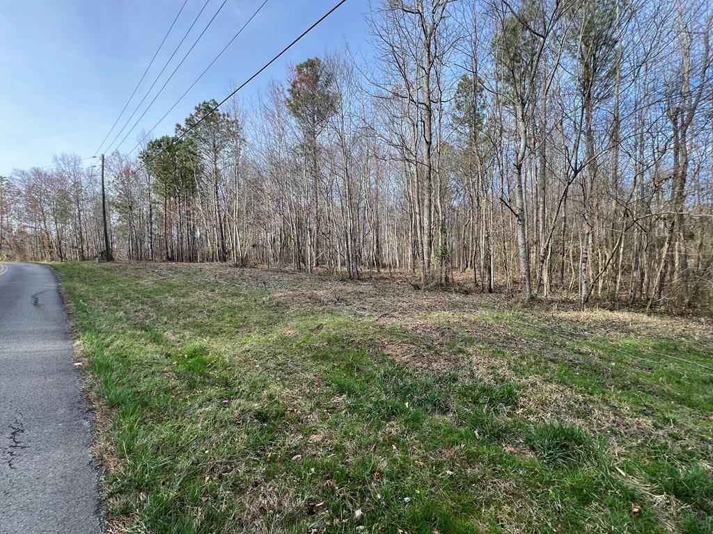 1045 Addis Rd  