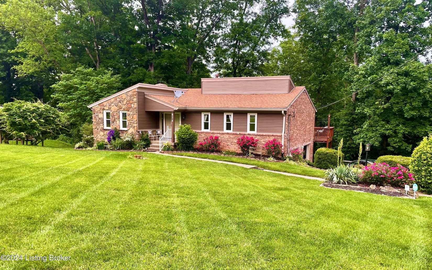 674 Old Mill Strm Ln  