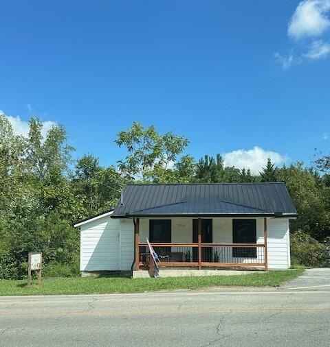 3010 Henderson Ave NW  