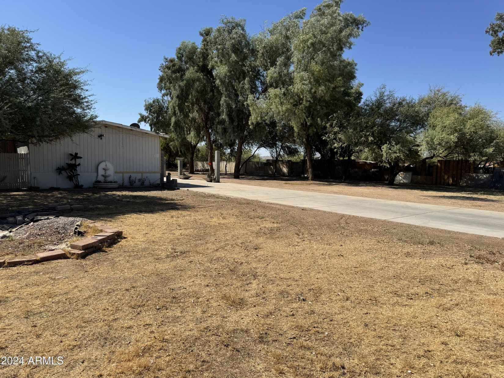 11345 W Roeser Rd  