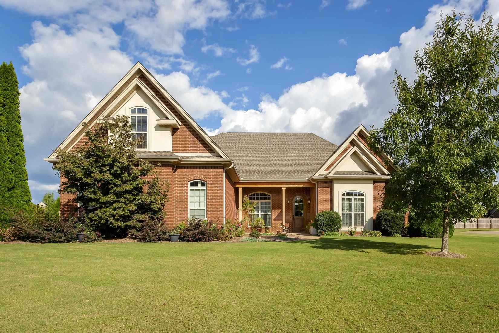 254 Cypress Crk Dr  