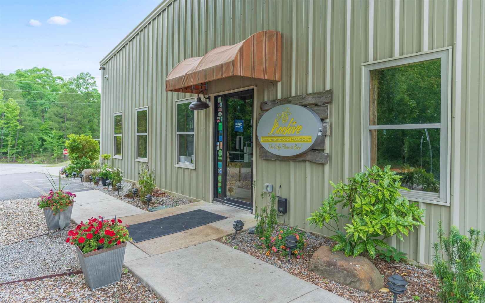 220 Minorca Rd  