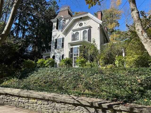 30 Riv St  