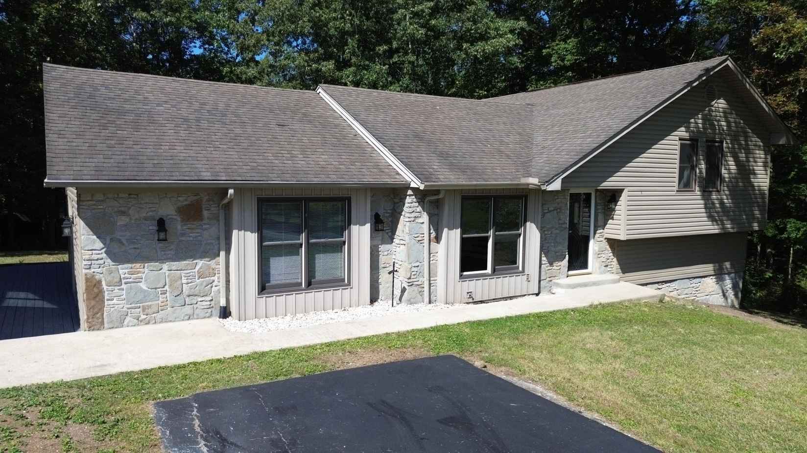 166 Edgewater Rd  