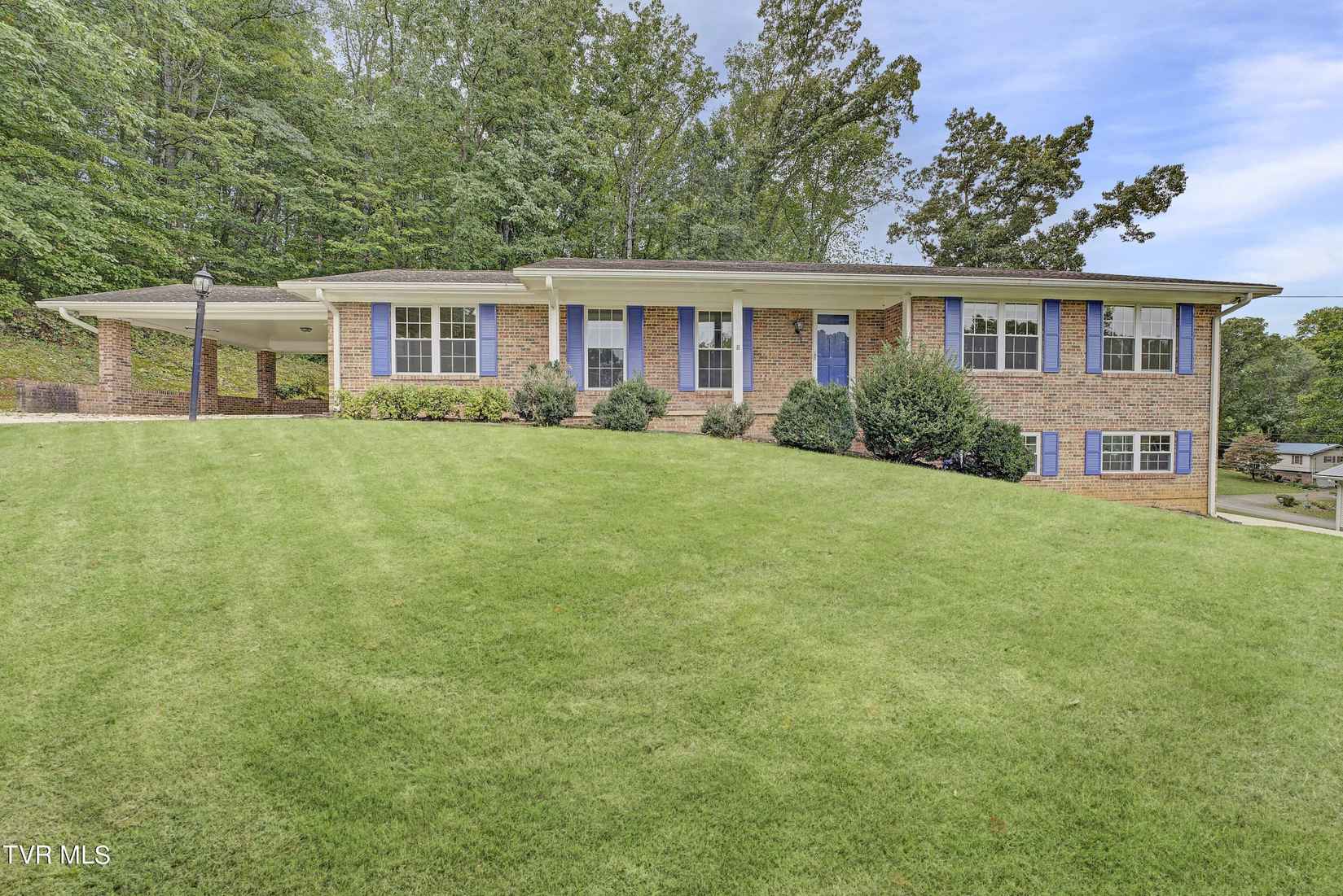 108 Tanglewood Trl  