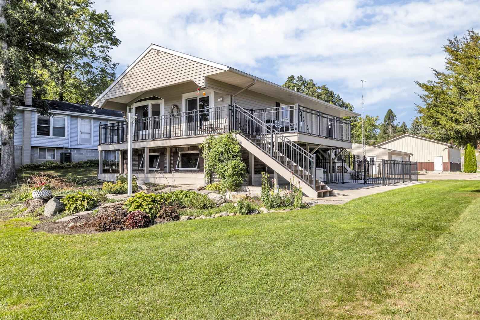 131 Ashworth Dr  