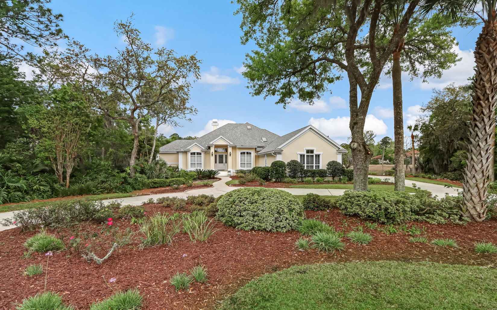 8300 Merganser Dr  