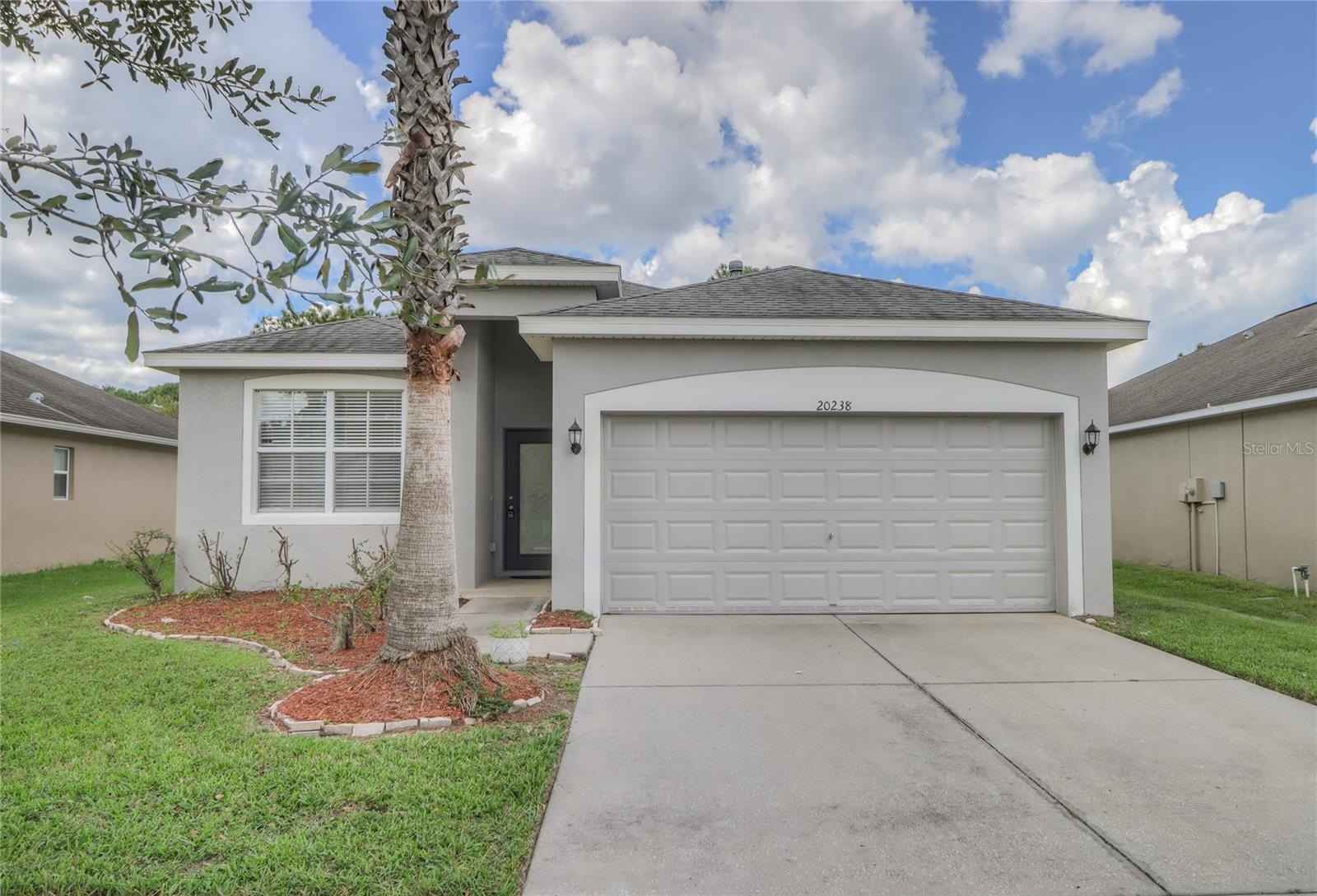 20238 Merry Oak Ave  