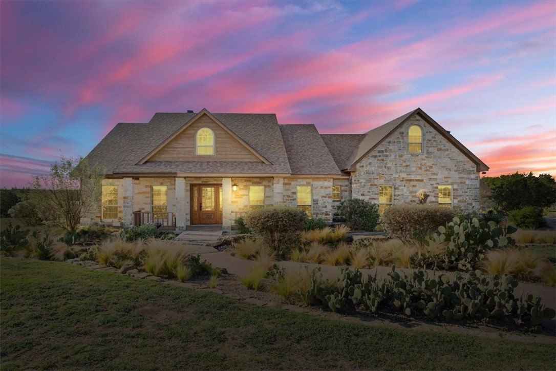 200 Ranchcrest Rd  