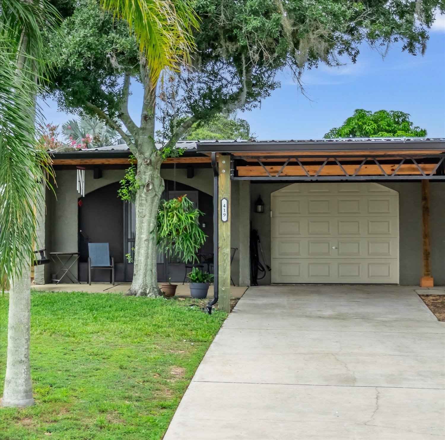 419 Lake June Dr  