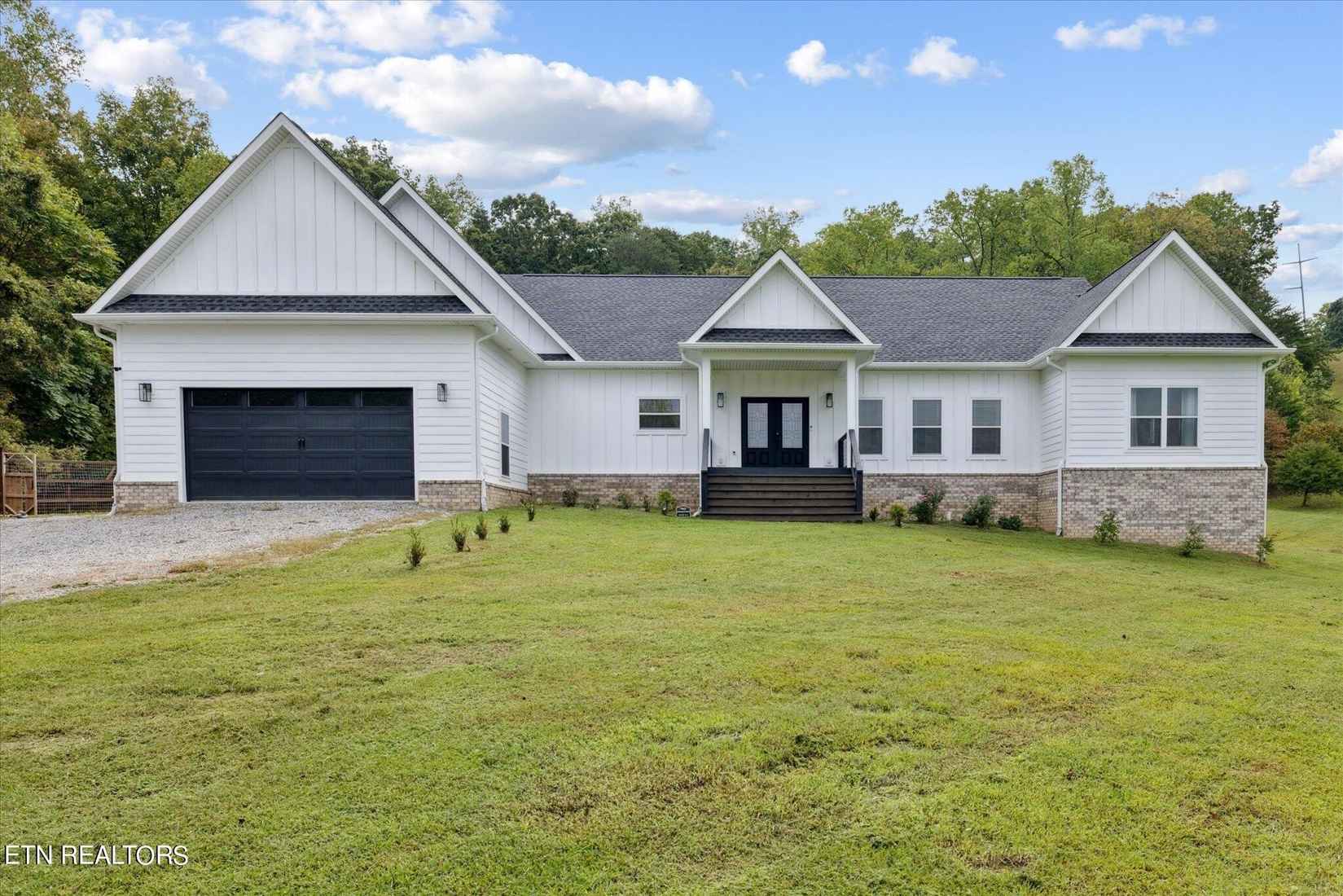 916 Zirkle Rd  