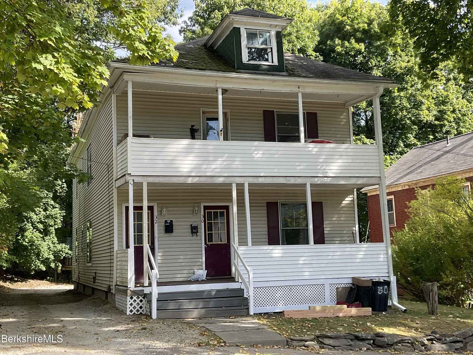 30-32 Sadler Ave  