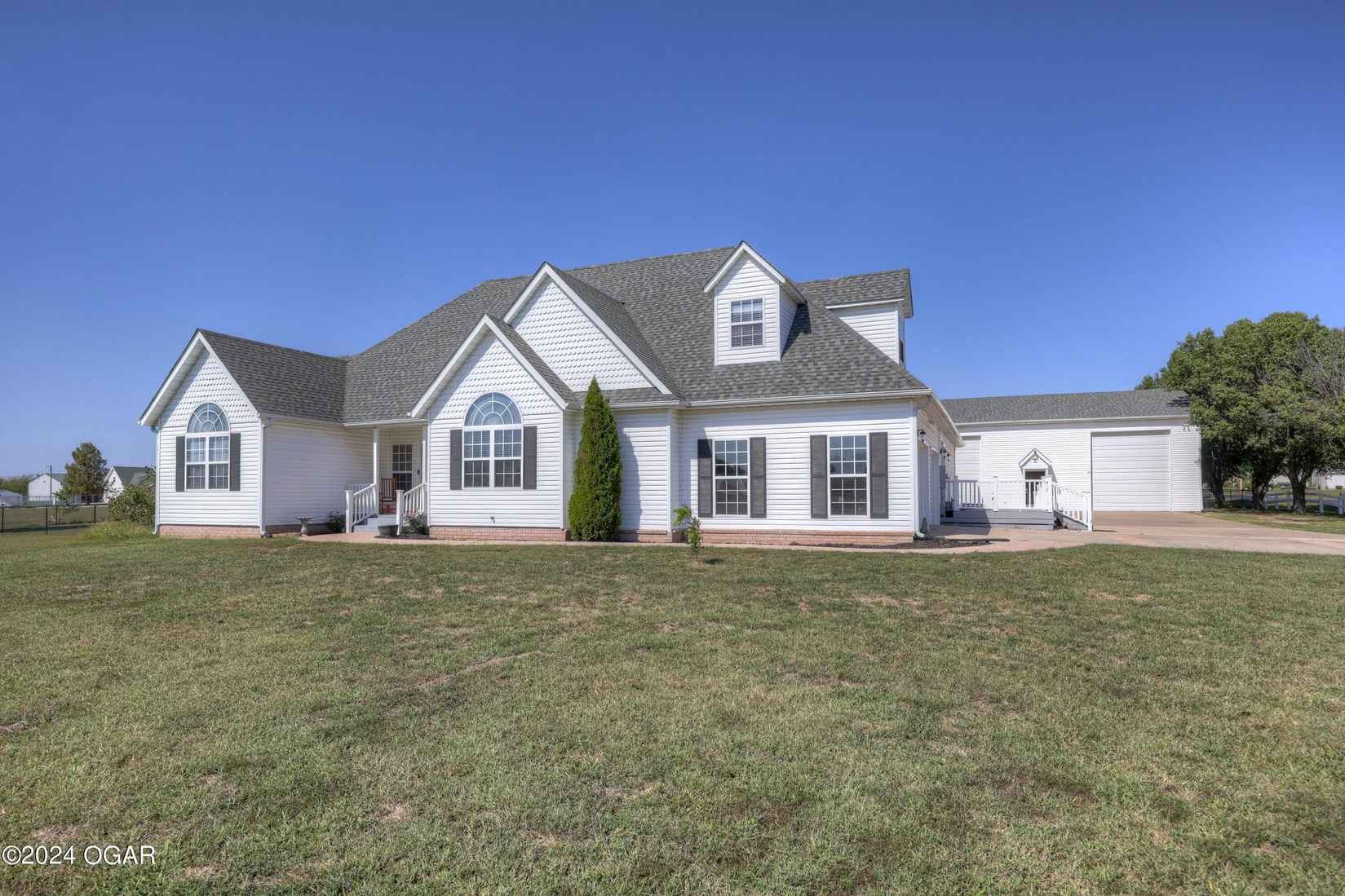 10340 County Loop 213  