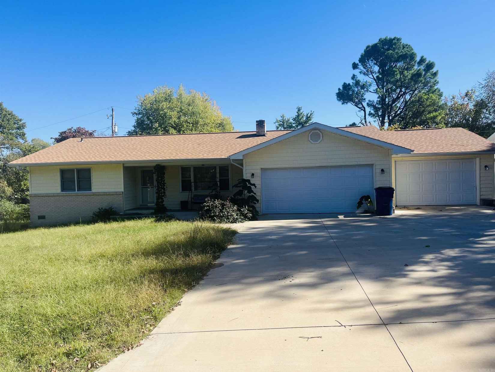 508 CEDAR ST  