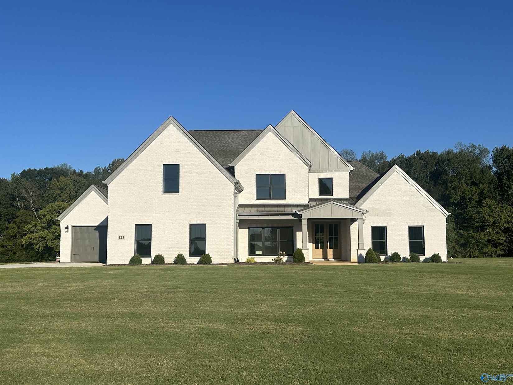 123 Sydney School Way  