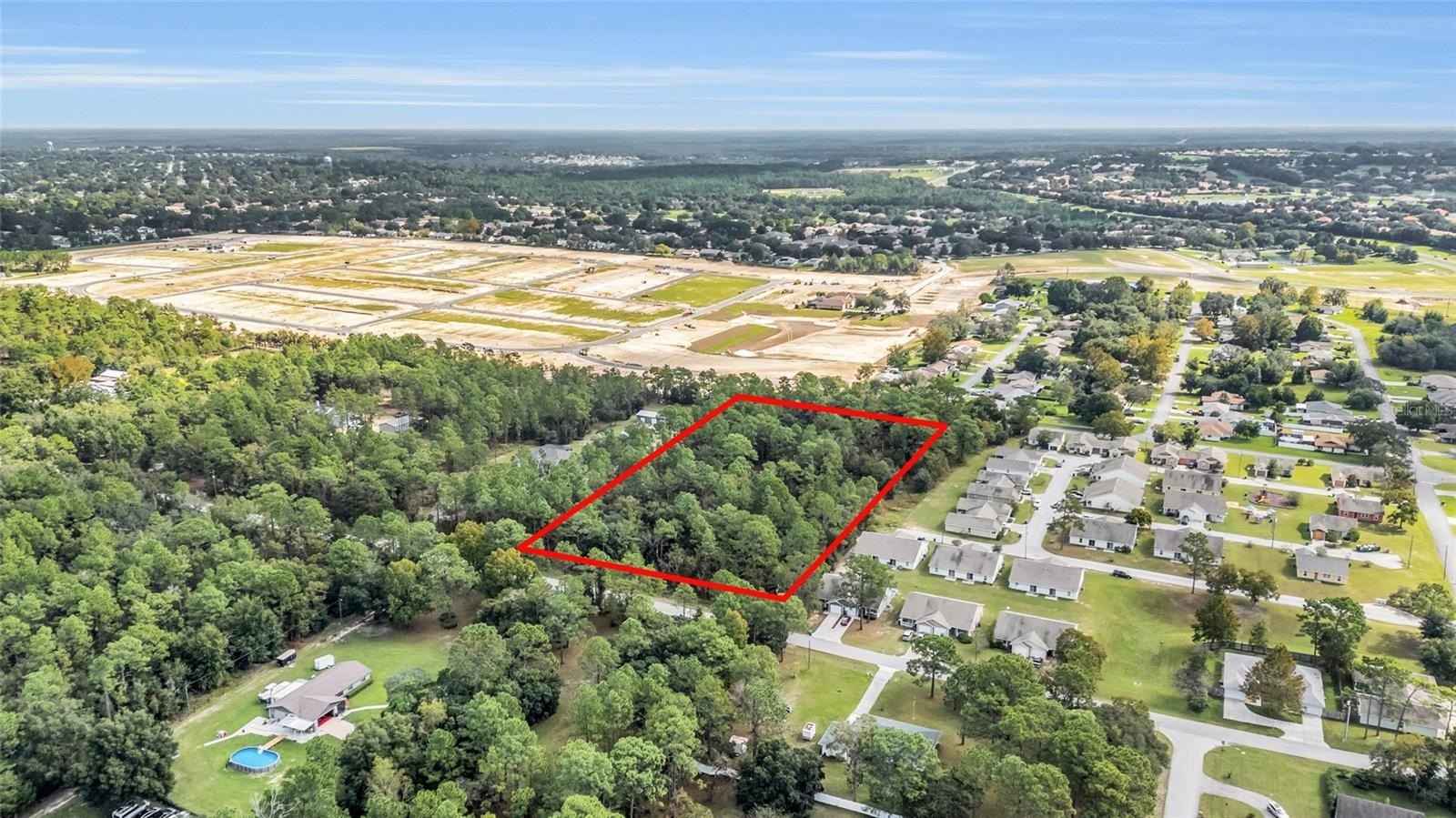 2225 N PINE CONE Ave  