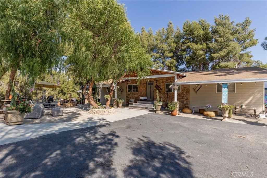 41960 Avenida de Anita  