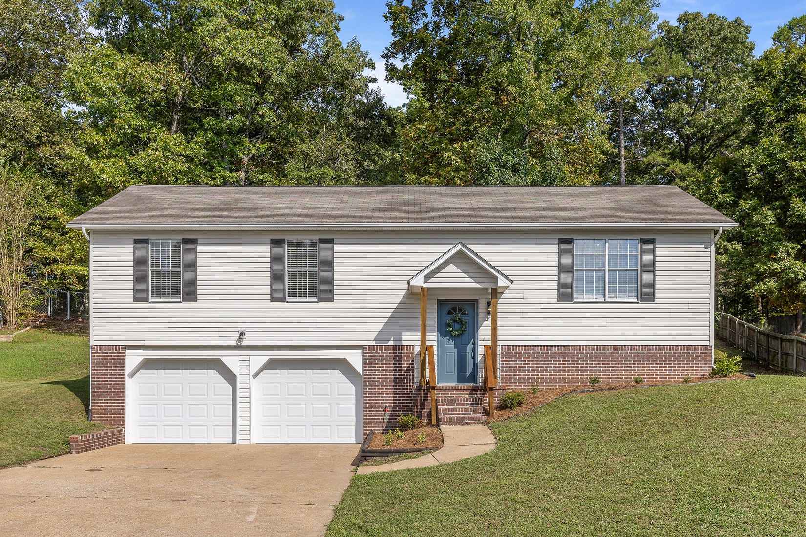 13411 Emerald Crk Cir  