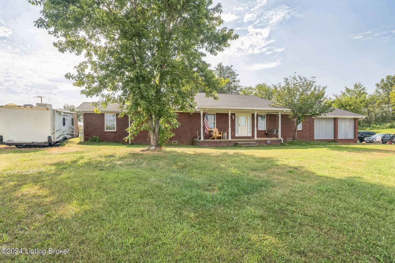 1356 N Hwy 79  