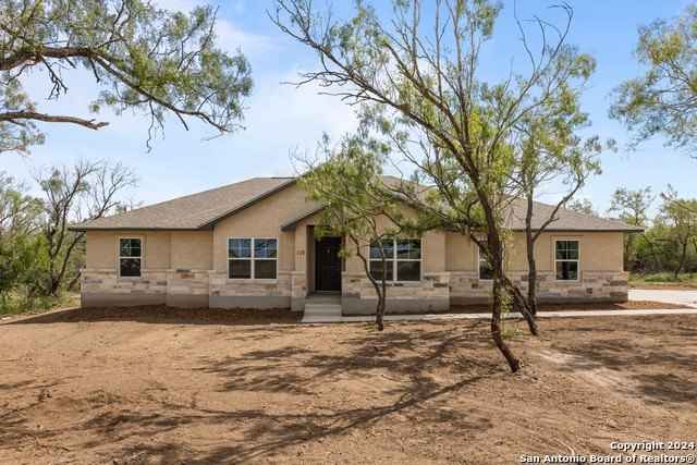 113 Sylas Hayes Loop  