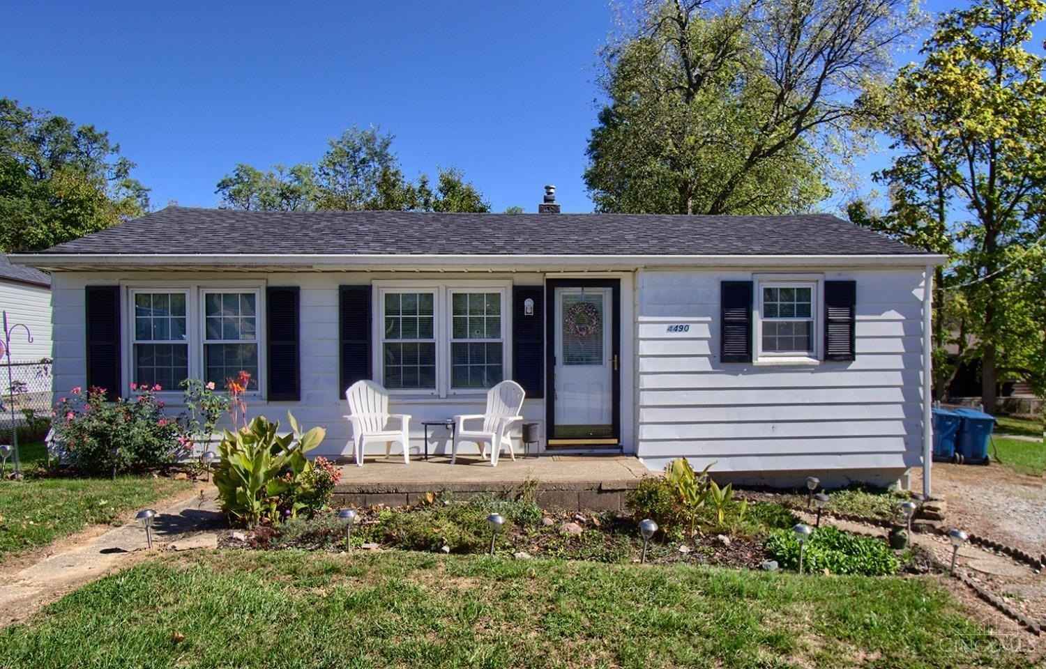 4490 Pearl Ln  