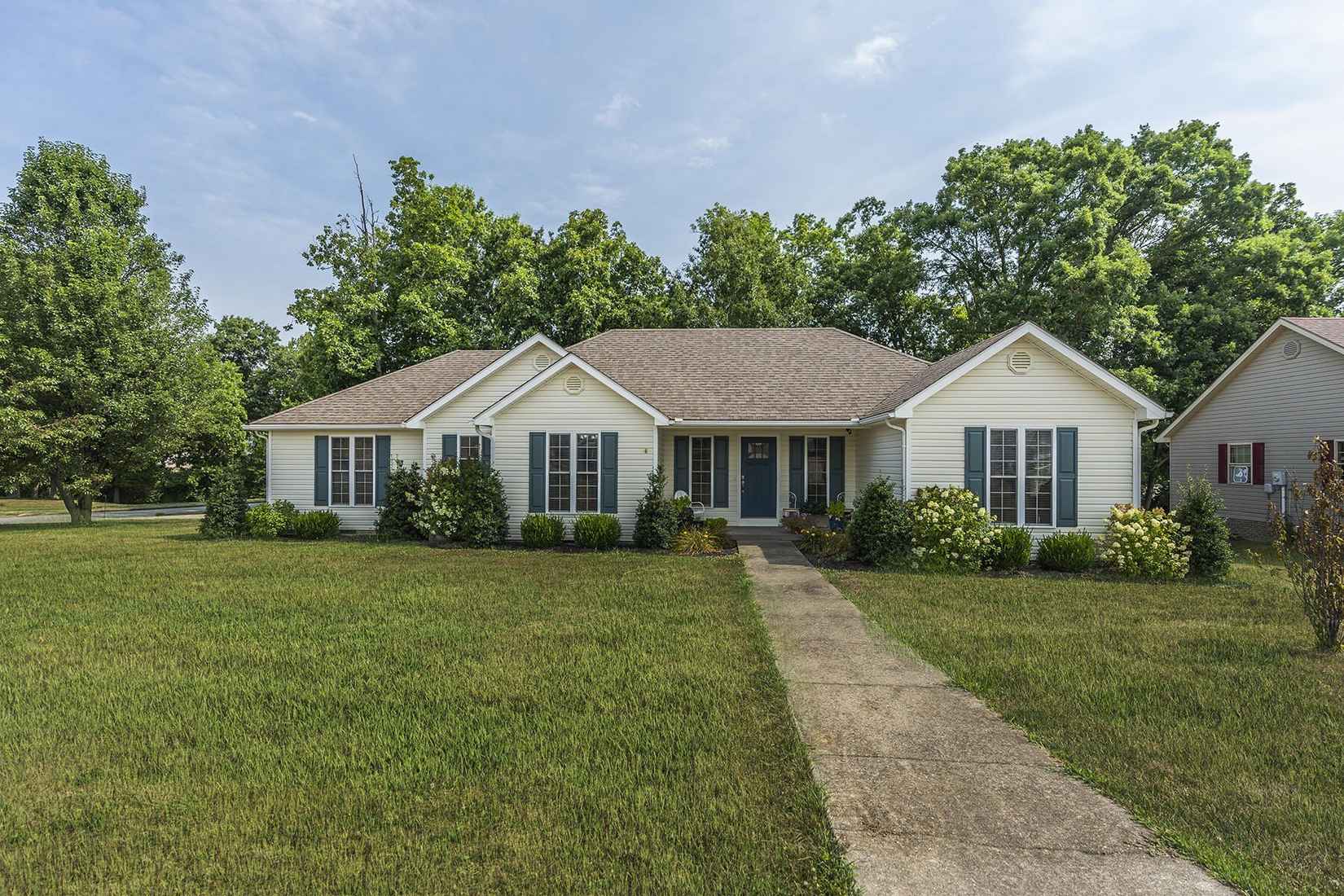 104 Allyson Cir  
