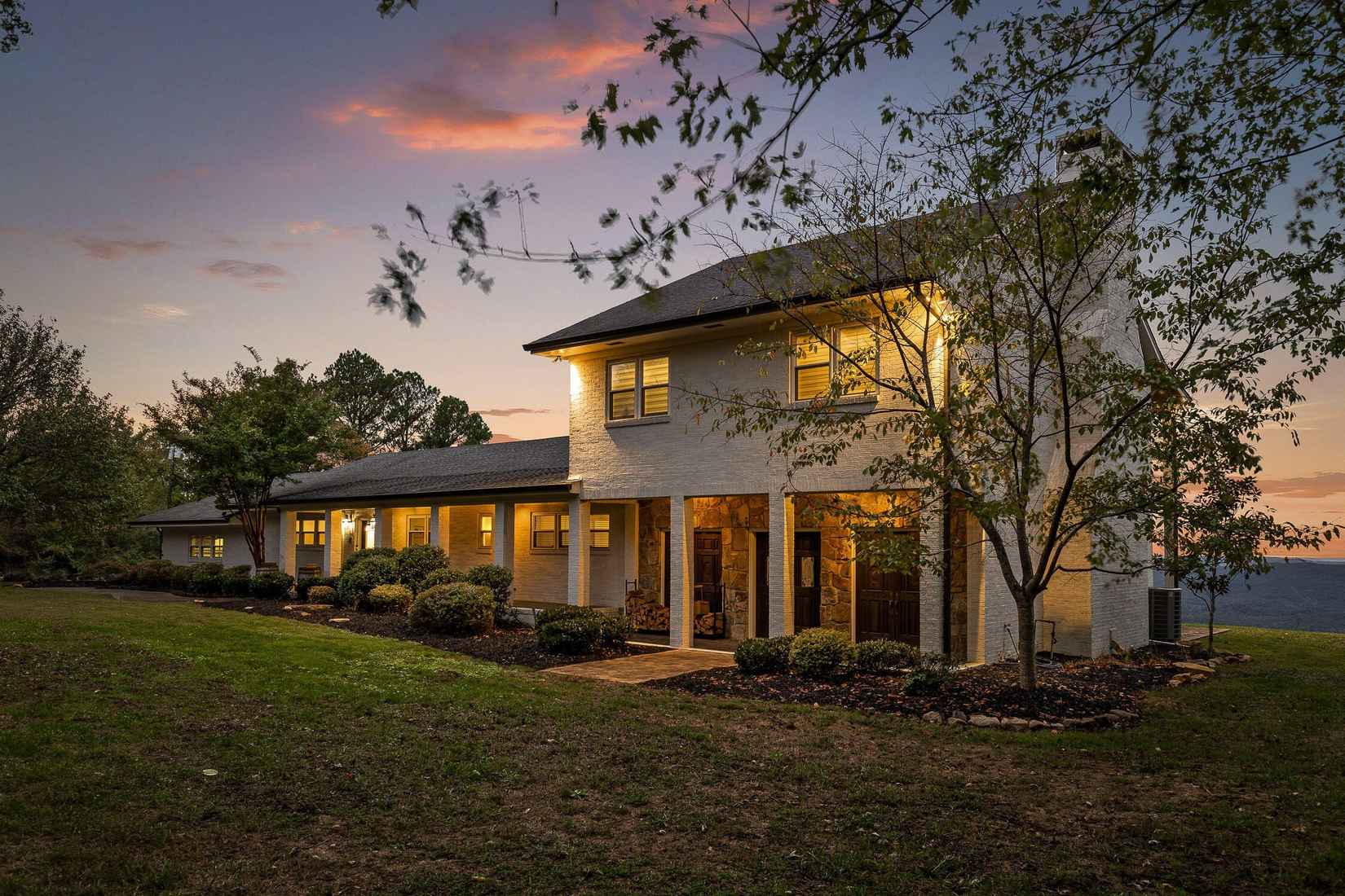 12025 Scenic Hwy  
