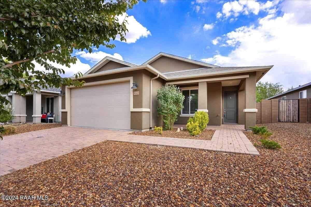 1643 Stratford Pl  