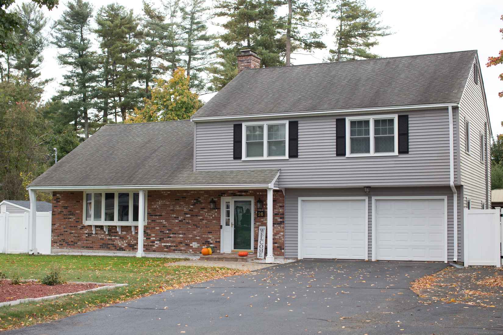 26 Grimes Brk Pl  