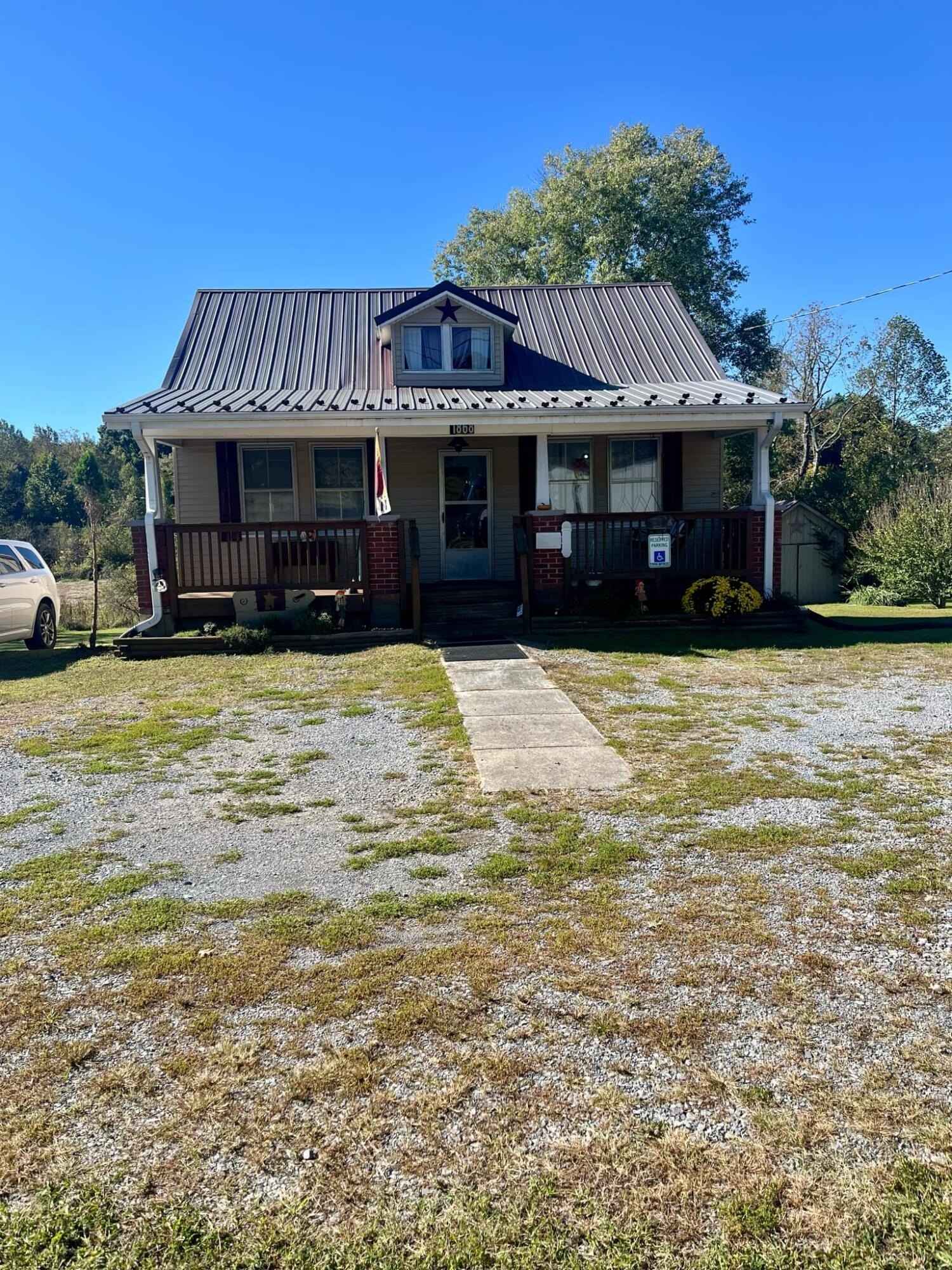 1868 W Lynchburg Salem Tpke  