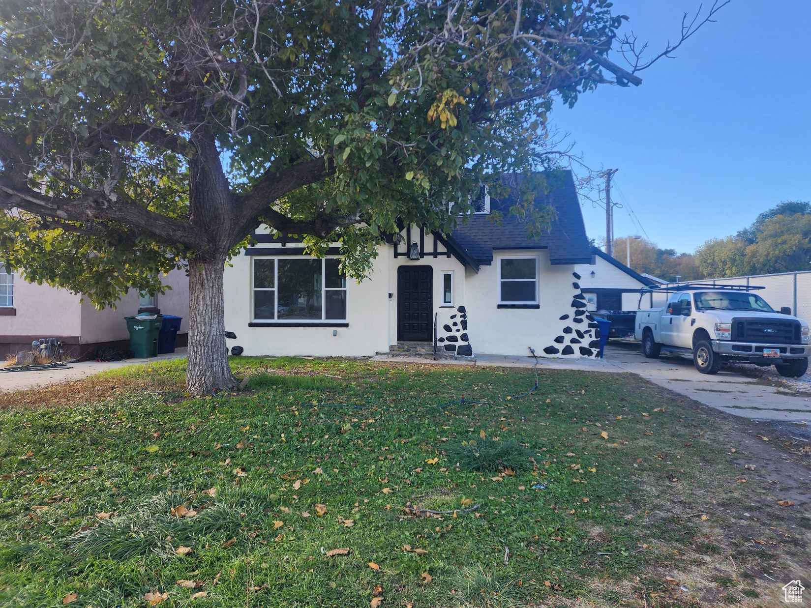 1609 S Washington Blvd  