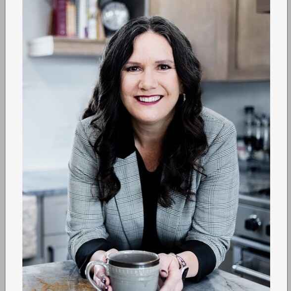100 Walnut Ave  
