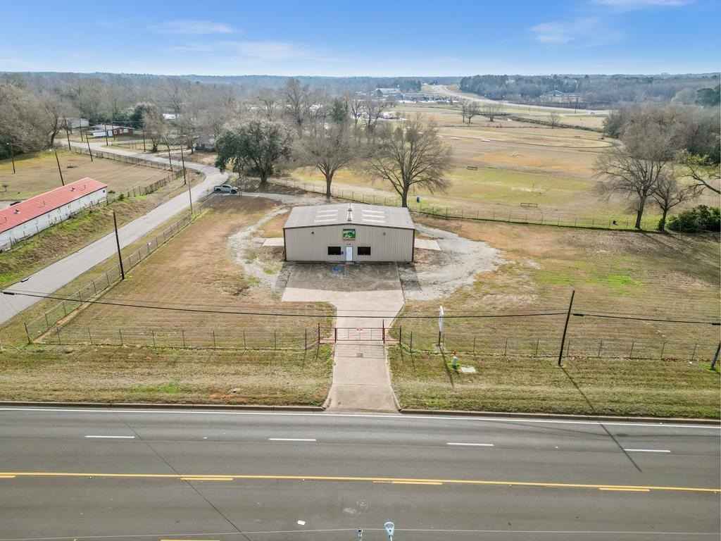 1512 E Palestine Ave  