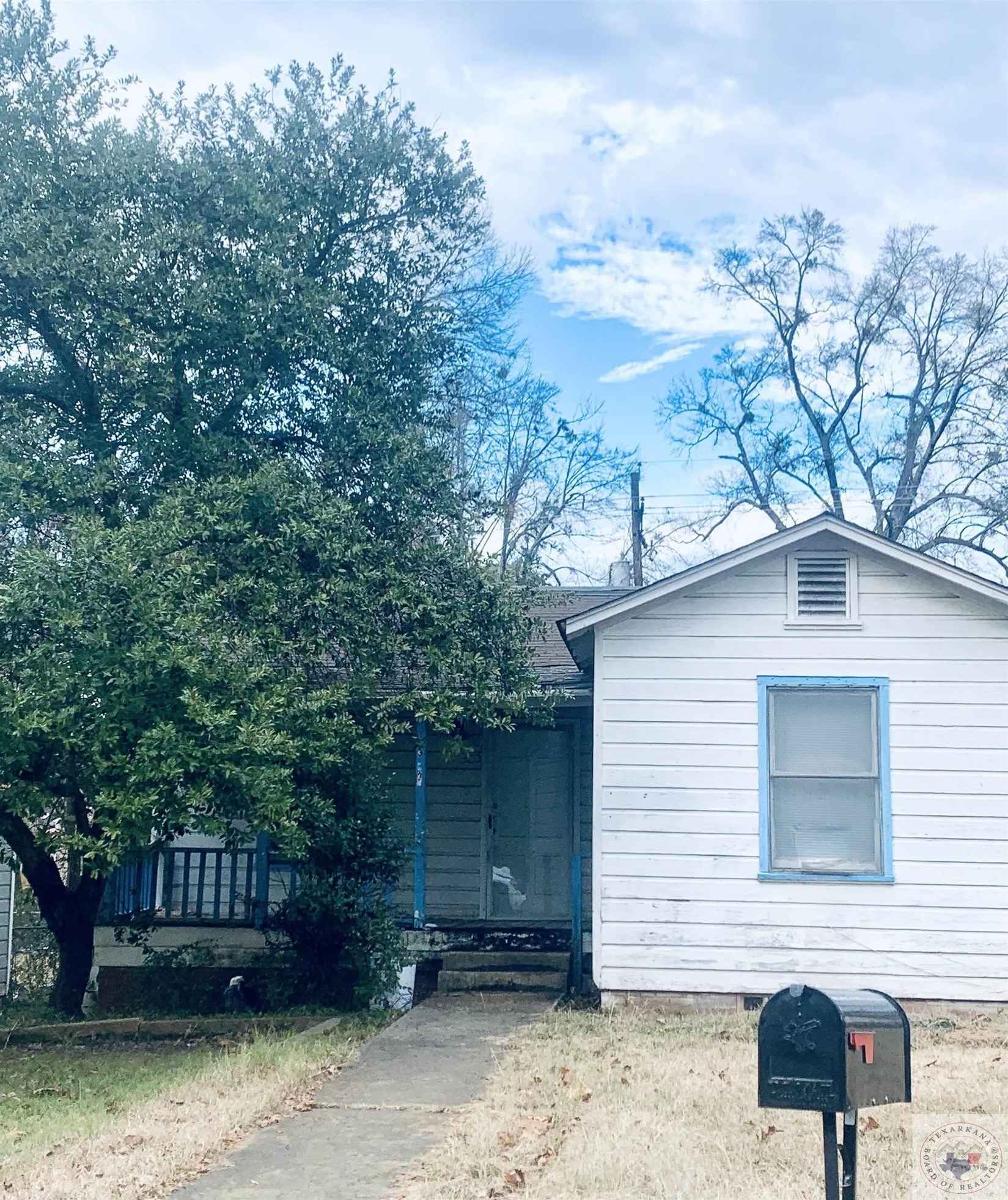 302 Blanton  