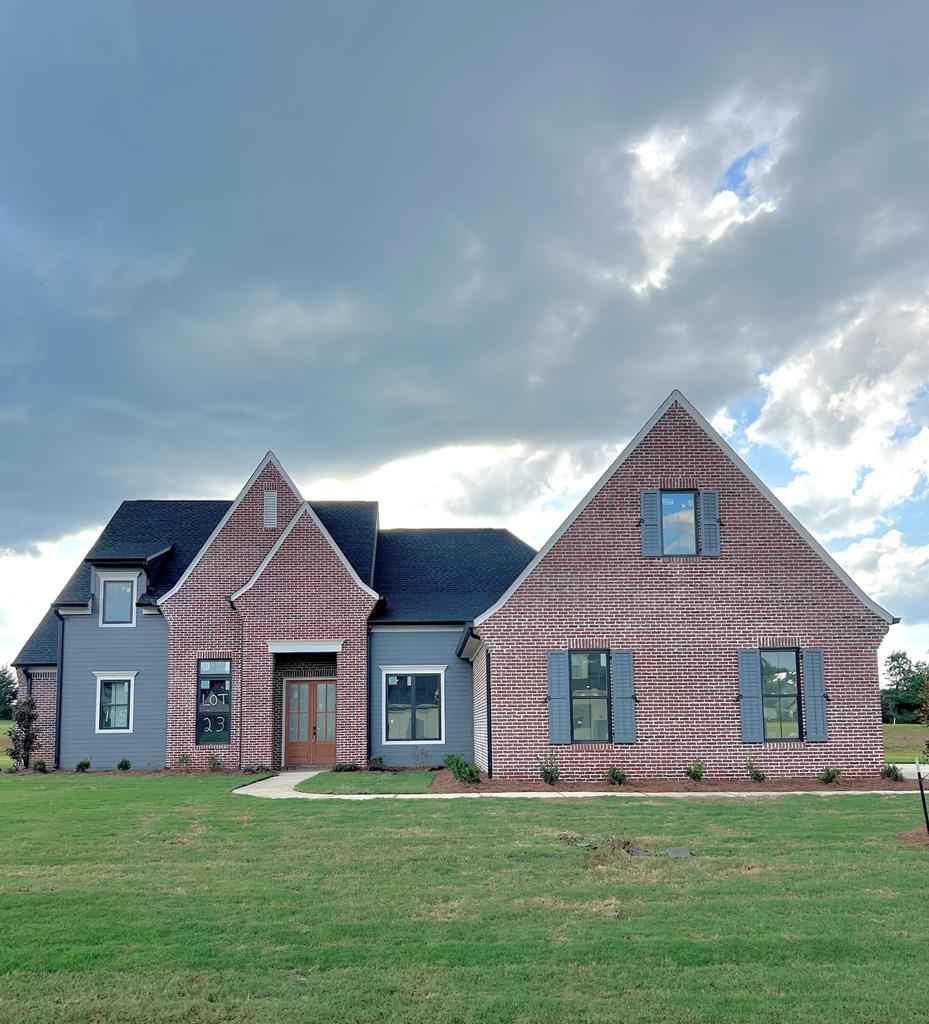 105 Mayfield Dr  
