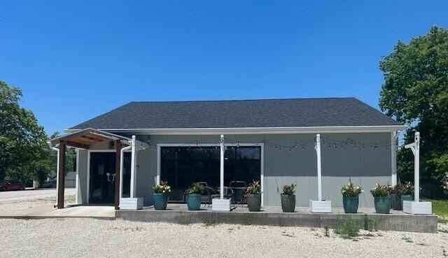 200 Highlandville Rd  