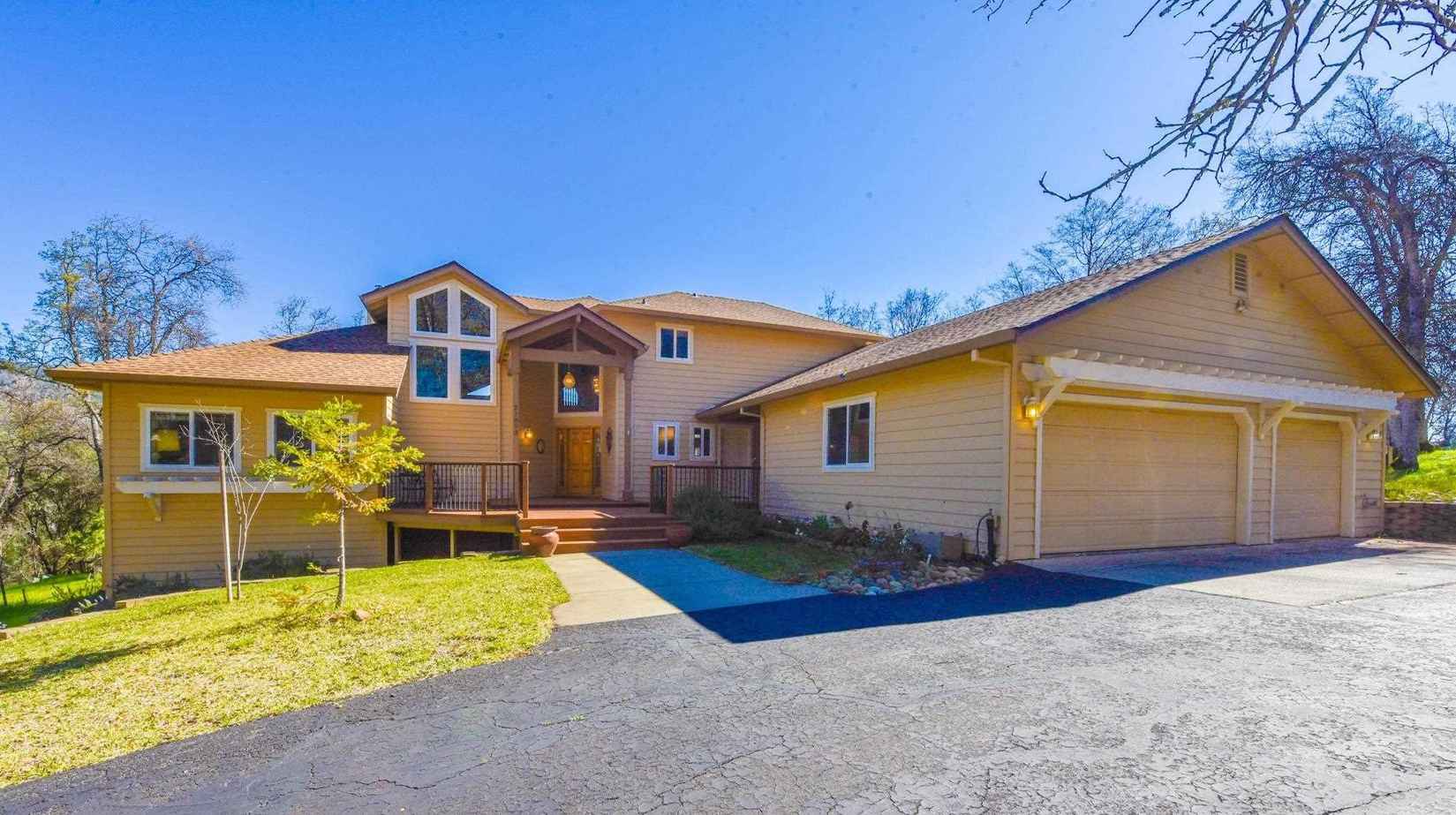 21823 Lyons Bald Mtn  